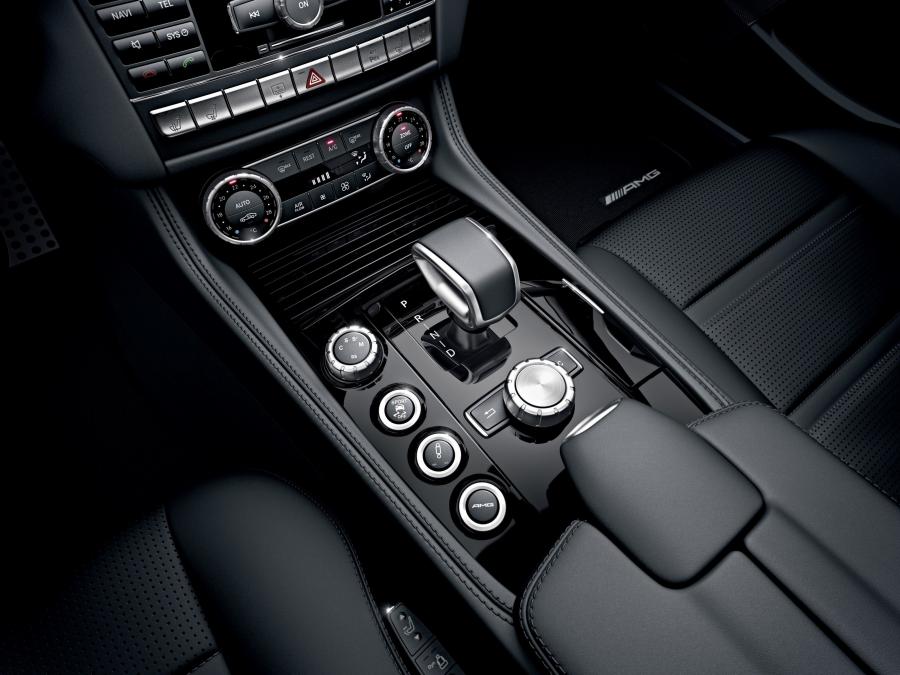  Mercedes-Benz CLS63 AMG 2011 года  (фото 82 из 199)